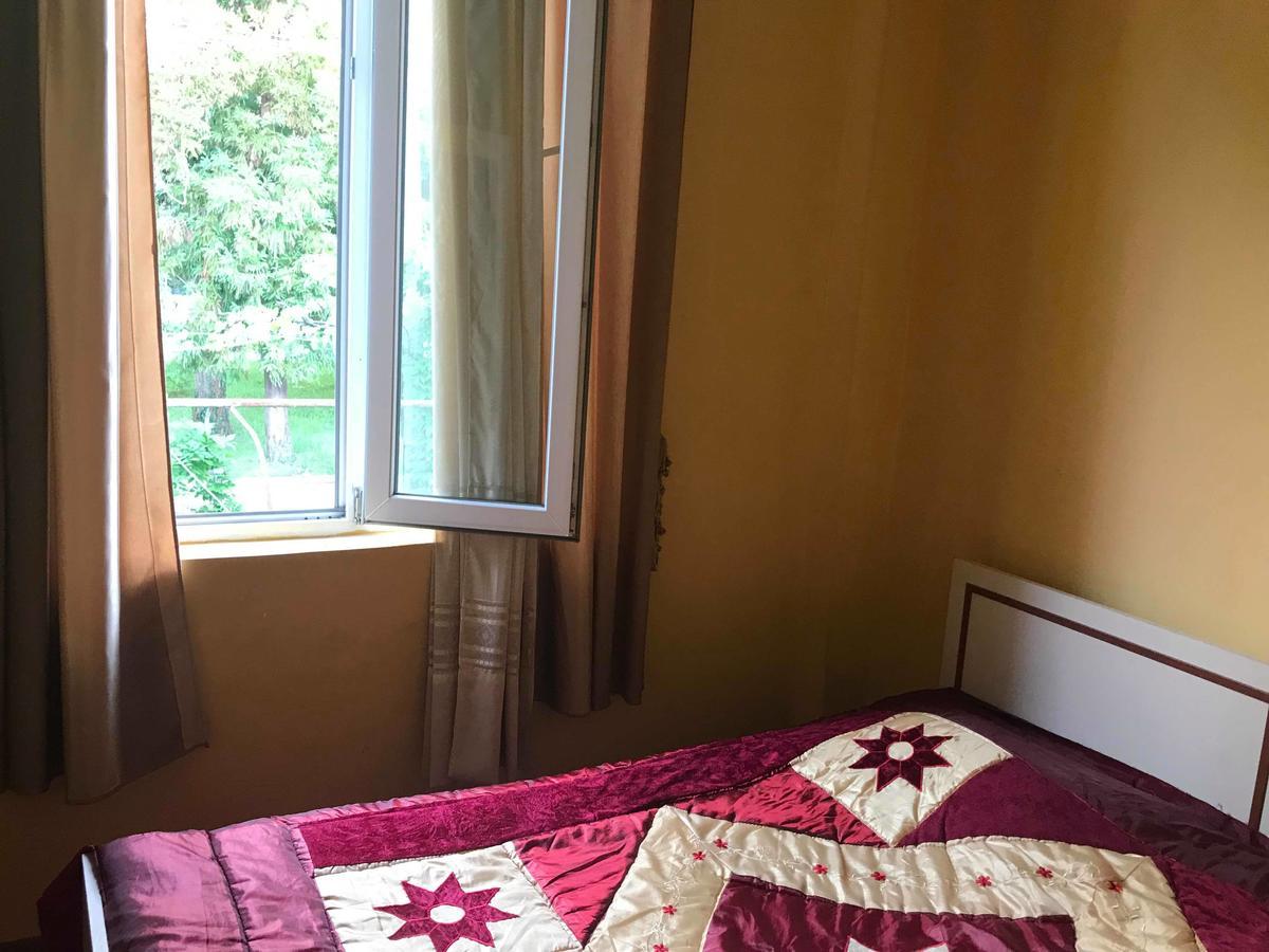 Anna Hostel Kobuleti Exterior foto